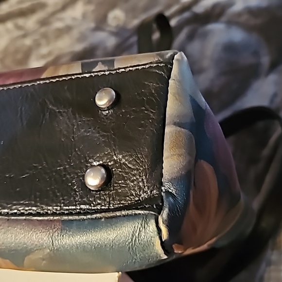 Patricia Nash Purse - Picture 9 of 10